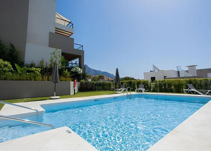New Modern 3 Bedrooms With Ocean Views 아파트 *