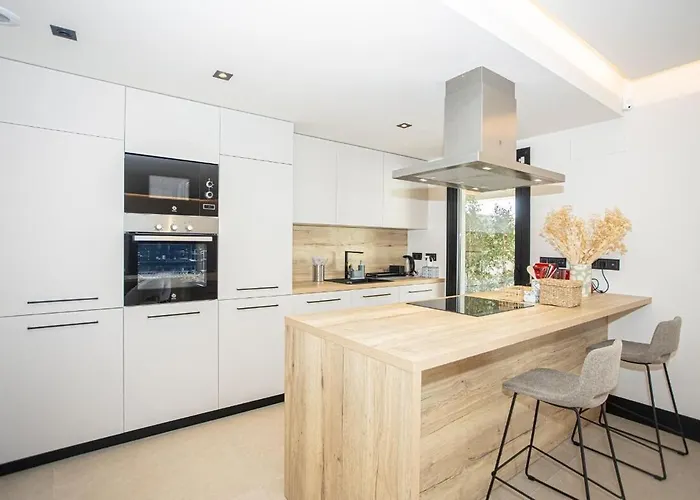 New Modern 3 Bedrooms With Ocean Views Appartamento *