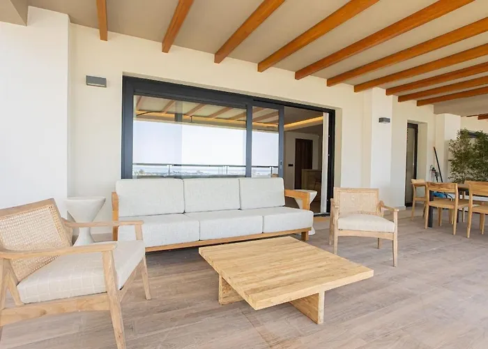 New Modern 3 Bedrooms With Ocean Views Appartamento *